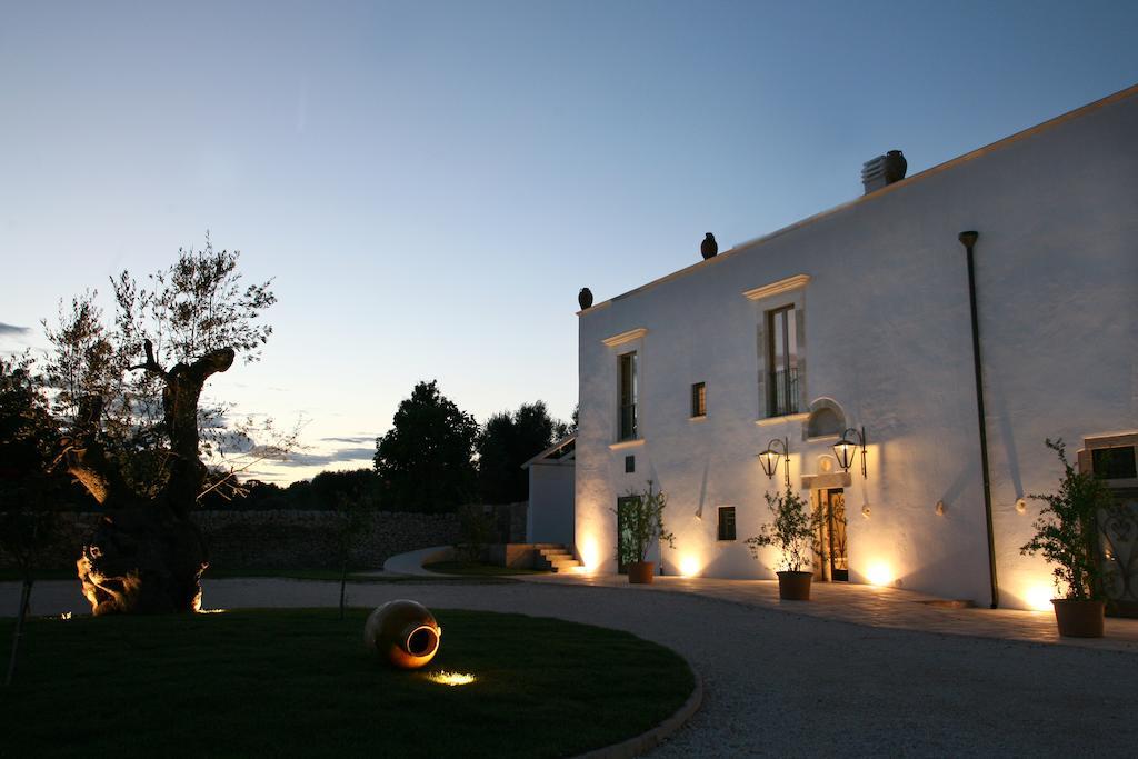Masseria Quis Ut Deus Crispiano Екстериор снимка