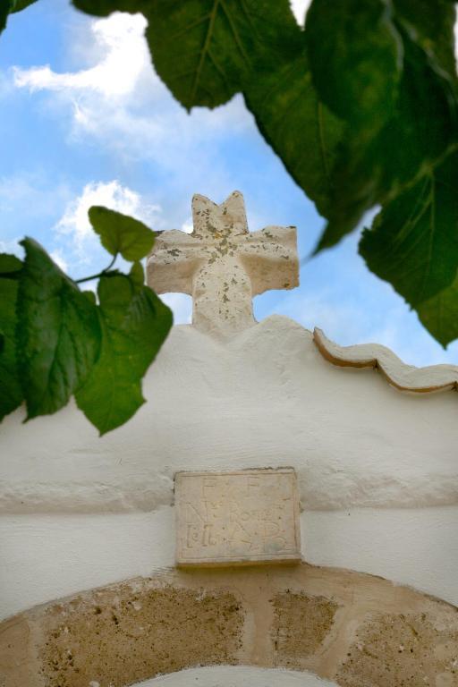 Masseria Quis Ut Deus Crispiano Екстериор снимка
