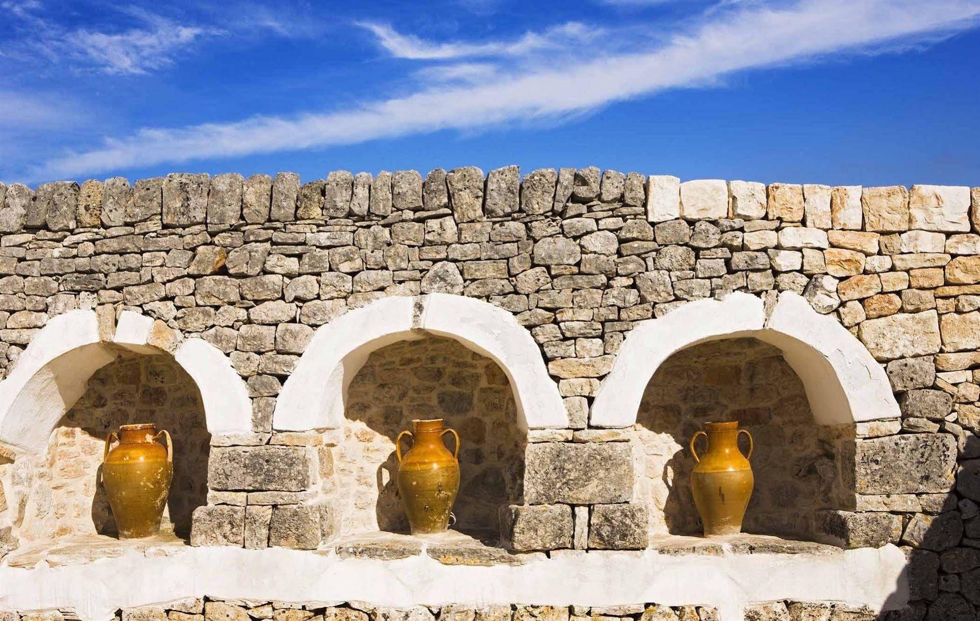 Masseria Quis Ut Deus Crispiano Екстериор снимка